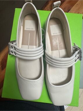 Dolce Vita White Square-Toe Mary Jane Flats with Triple-Stitched Strap